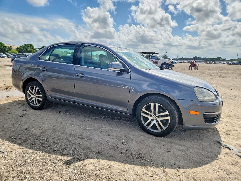 2006 Volkswagen Jetta მანქანა იყიდება აუქციონზე, vin: 3VWST81K56M657183, აუქციონის ნომერი: 54985926