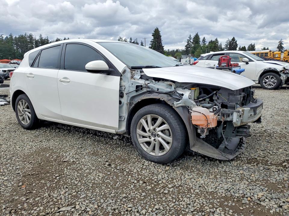 53430256 :رقم المزاد ، JM1BL1LP2D1841574 vin ، 2013 Mazda 3 مزاد بيع