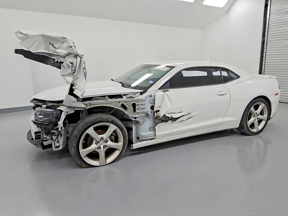 52918696 :رقم المزاد ، 2G1FD1E3XF9166024 vin ، 2015 Chevrolet Camaro مزاد بيع