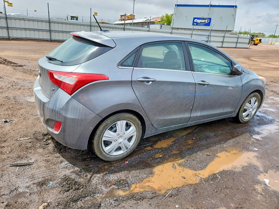 52675346 :رقم المزاد ، KMHD35LH8HU374864 vin ، 2017 Hyundai Elantra Gt مزاد بيع