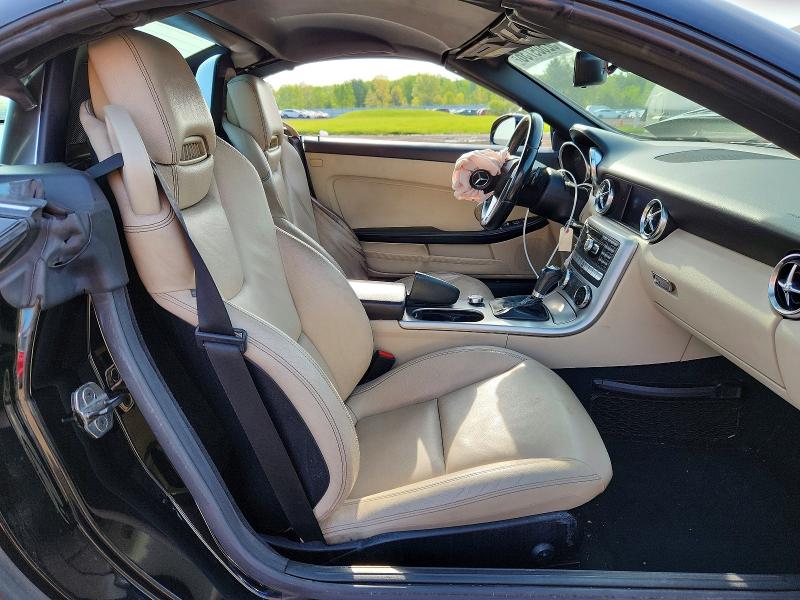 2013 Mercedes-benz Slk მანქანა იყიდება აუქციონზე, vin: WDDPK4HA2DF055202, აუქციონის ნომერი: 52809736