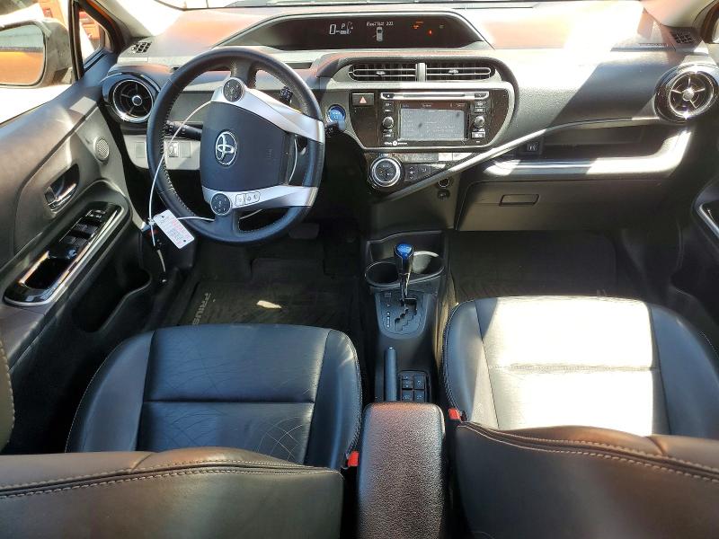 55171056 :رقم المزاد ، JTDKDTB3XF1111406 vin ، 2015 Toyota Prius C مزاد بيع