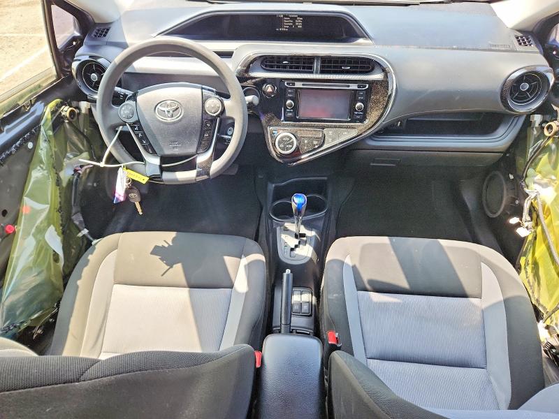 53073106 :رقم المزاد ، JTDKDTB34J1611182 vin ، 2018 Toyota Prius C مزاد بيع