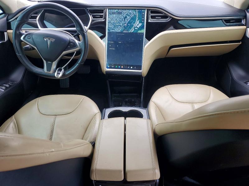 54160696 :رقم المزاد ، 5YJSA1CN6DFP15634 vin ، 2013 Tesla Model S مزاد بيع