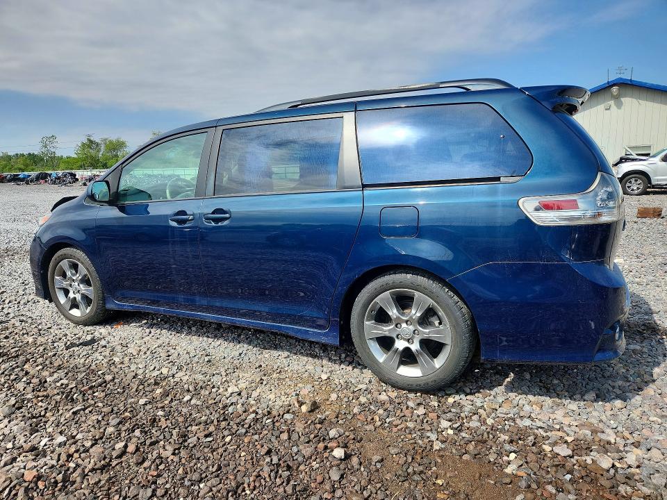 53724466 :رقم المزاد ، 5TDXK3DC9BS115338 vin ، 2011 Toyota Sienna مزاد بيع