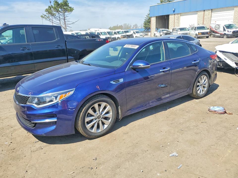 Aukcja sprzedaży 2018 Kia Optima, vin: 5XXGT4L30JG274124, numer aukcji: 52079666