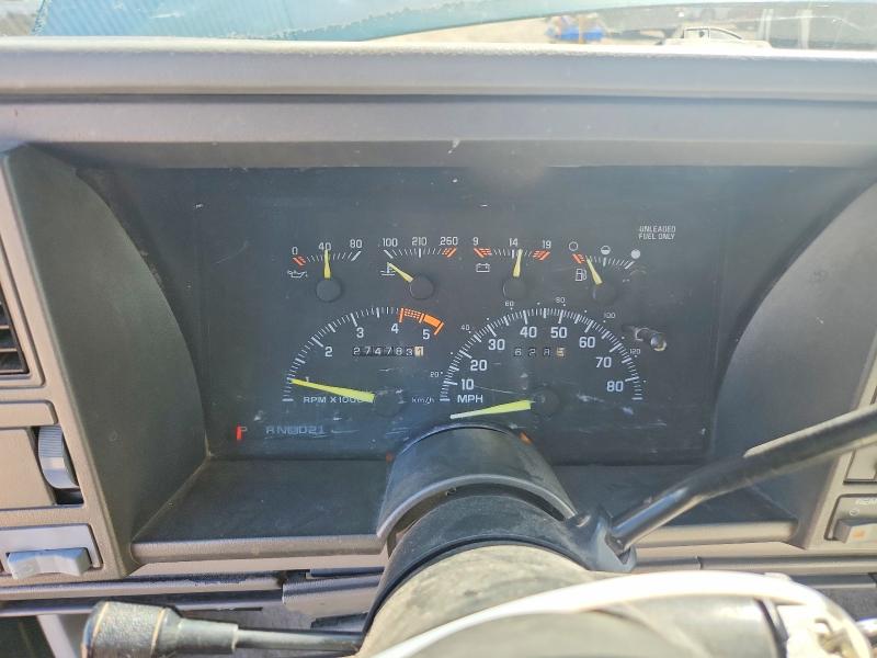 51773236 :رقم المزاد ، 1GNFK16K0RJ362122 vin ، 1994 Chevrolet Subrban مزاد بيع