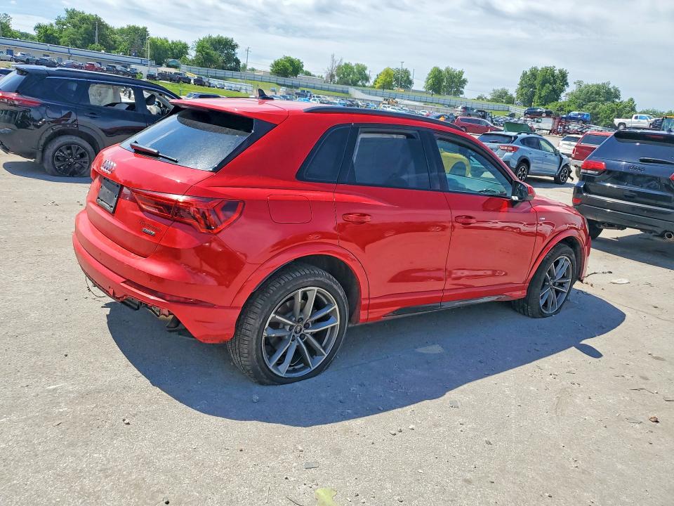 Продажа на аукционе авто 2024 Audi Q3, vin: WA1DECF3XR1049682, номер лота: 55064446