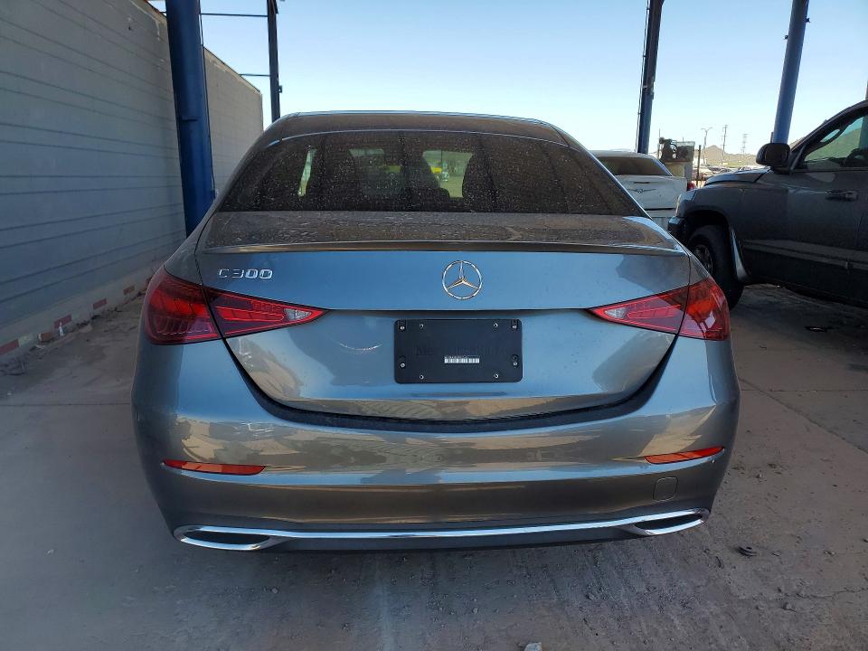 52409386 :رقم المزاد ، W1KAF4GB0NR030643 vin ، 2022 Mercedes-benz C مزاد بيع