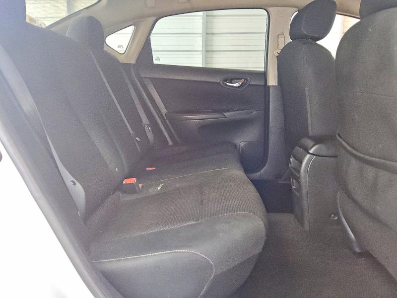 52354386 :رقم المزاد ، 3N1AB7AP3KY438185 vin ، 2019 Nissan Sentra مزاد بيع