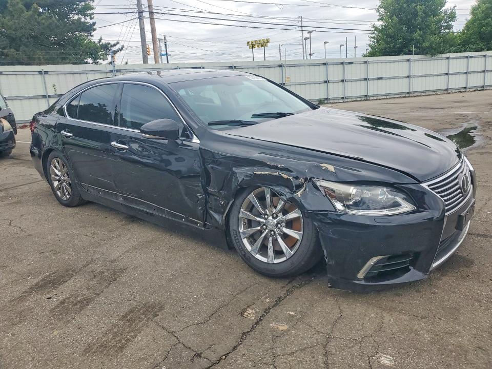 52458676 :رقم المزاد ، JTHCL5EF0E5020014 vin ، 2014 Lexus Ls مزاد بيع