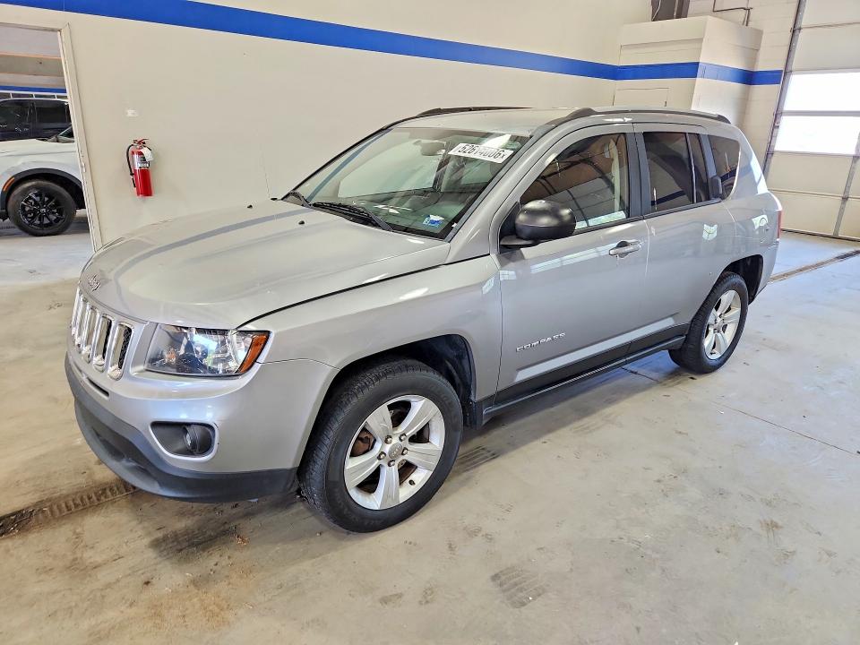 Auction sale of the 2015 Jeep Compass, vin: 1C4NJDBB7FD283121, lot number: 52614606