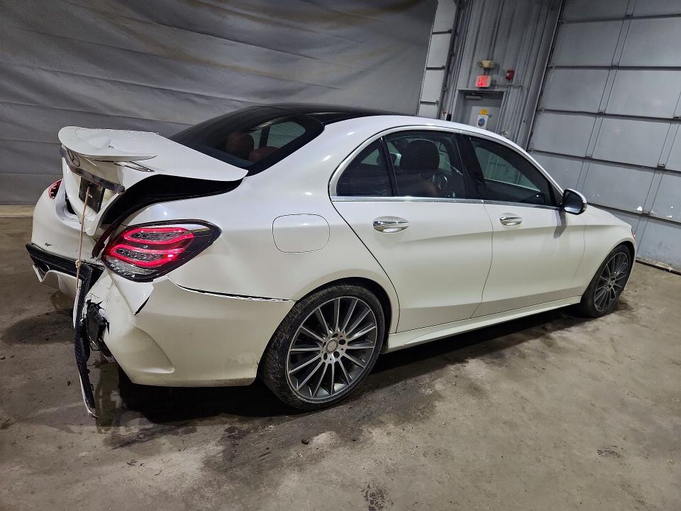52776436 :رقم المزاد ، 55SWF4JB1GU177134 vin ، 2016 Mercedes-benz C مزاد بيع