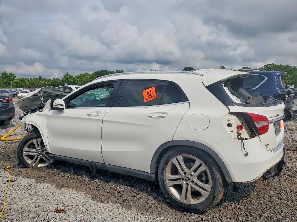 2019 Mercedes-benz Gla მანქანა იყიდება აუქციონზე, vin: WDCTG4EB5KU007946, აუქციონის ნომერი: 54972746