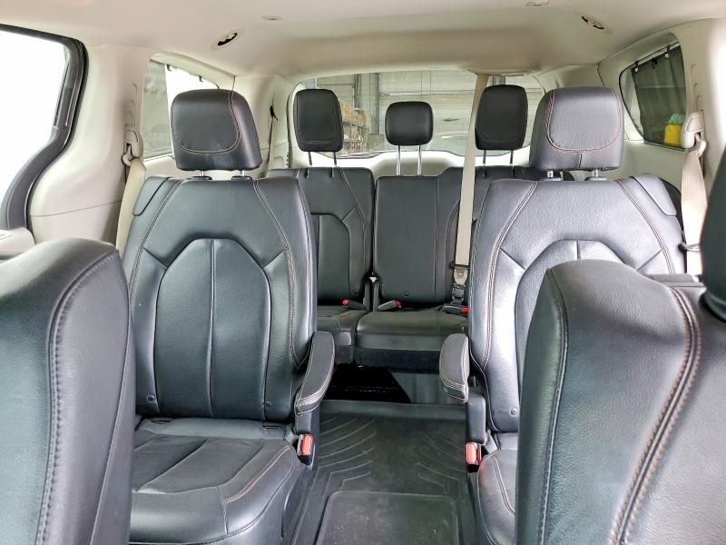 53199346 :رقم المزاد ، 2C4RC1EG3KR645650 vin ، 2019 Chrysler Pacifica مزاد بيع