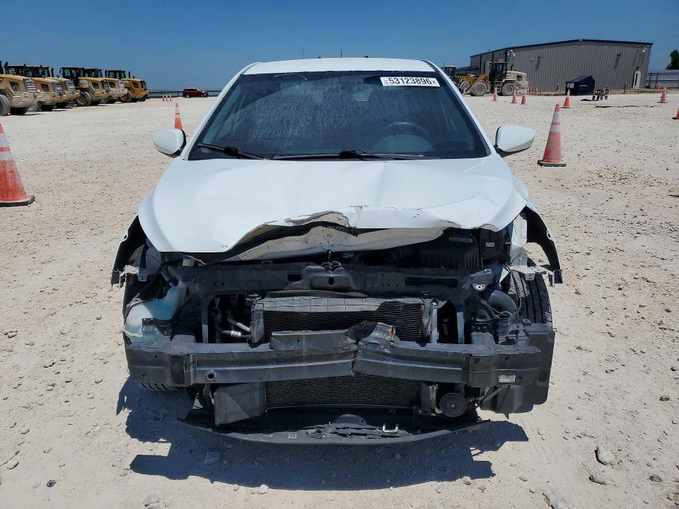 53123896 :رقم المزاد ، KMHCT4AE2FU897471 vin ، 2015 Hyundai Accent مزاد بيع