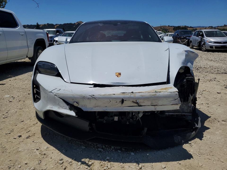 53996386 :رقم المزاد ، WP0AB2Y19LSA51600 vin ، 2020 Porsche Taycan مزاد بيع