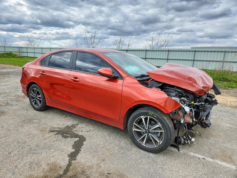 52435196 :رقم المزاد ، 3KPF24AD8NE490375 vin ، 2022 Kia Forte مزاد بيع