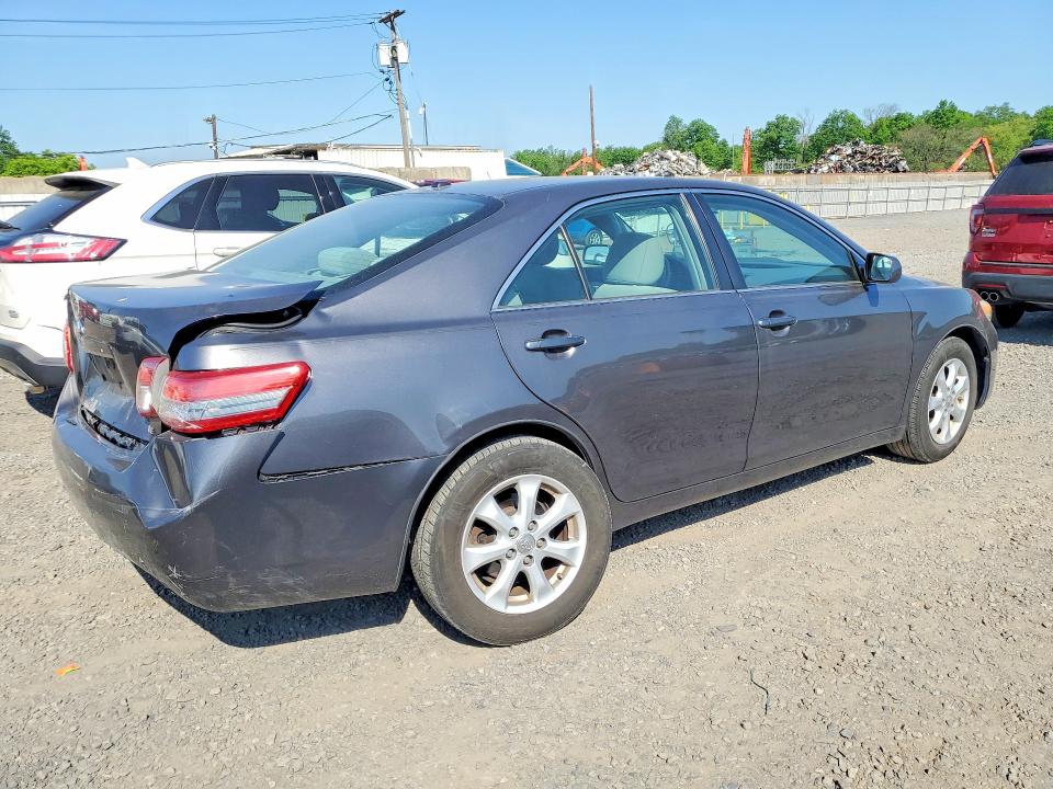 2011 Toyota Camry მანქანა იყიდება აუქციონზე, vin: 4T4BF3EK7BR197717, აუქციონის ნომერი: 53931576