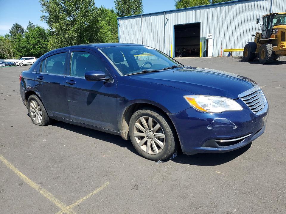 55418406 :رقم المزاد ، 1C3CCBBB1DN542915 vin ، 2013 Chrysler 200 مزاد بيع