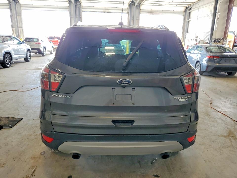 2017 Ford Escape მანქანა იყიდება აუქციონზე, vin: 1FMCU9J90HUB11344, აუქციონის ნომერი: 54778606