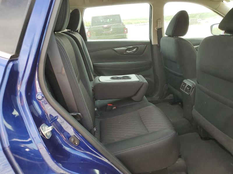 52738696 :رقم المزاد ، 5N1AT2MT9HC895814 vin ، 2017 Nissan Rogue مزاد بيع