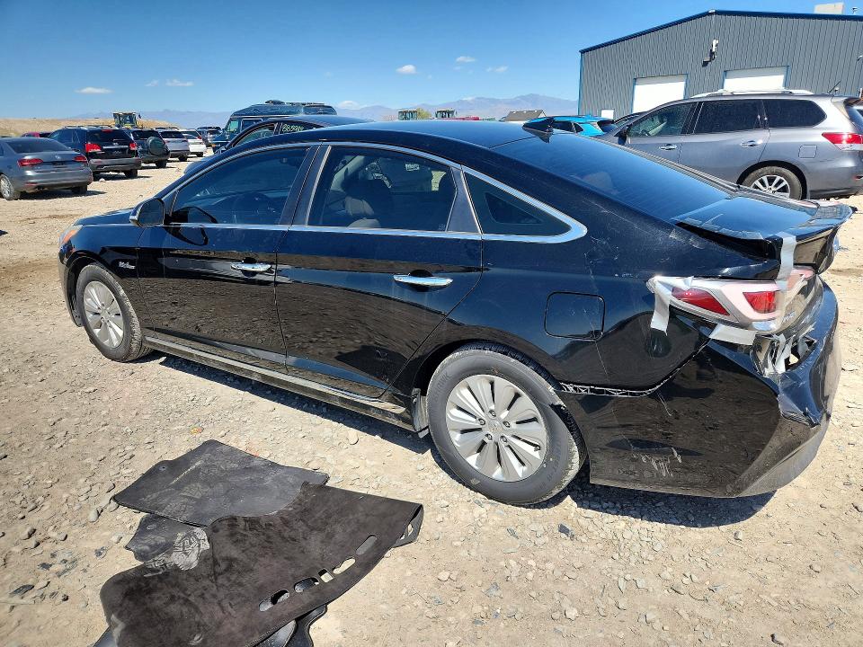 2016 Hyundai Sonata Hybrid მანქანა იყიდება აუქციონზე, vin: KMHE24L11GA014064, აუქციონის ნომერი: 52739426