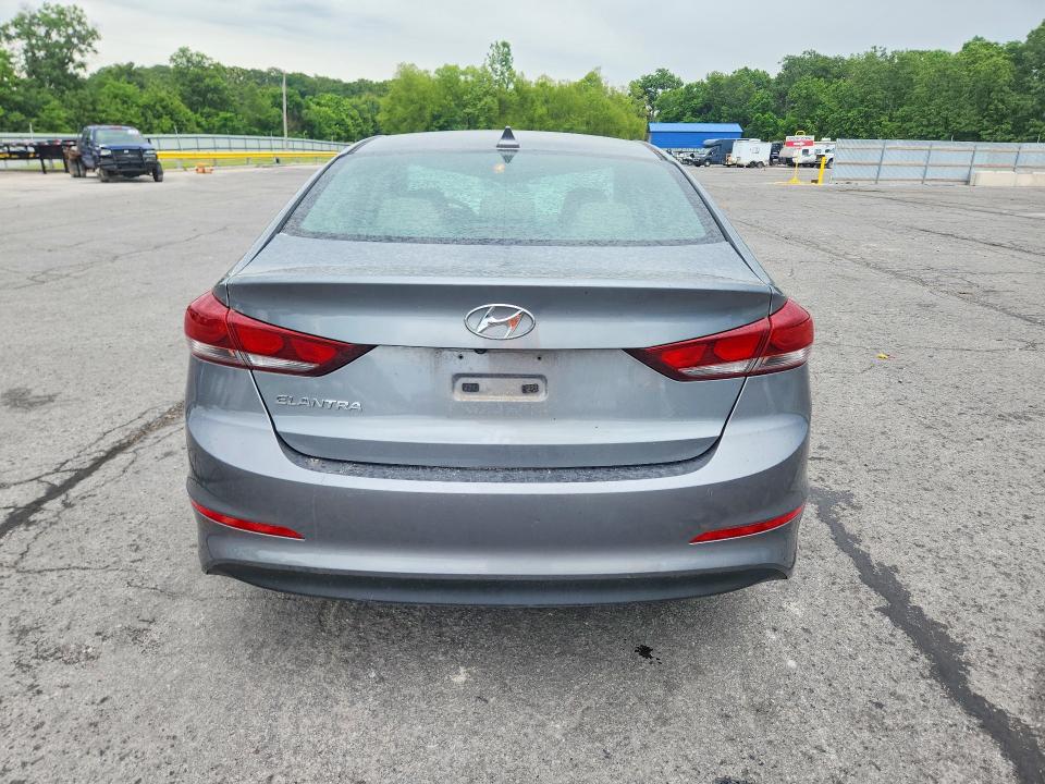 2018 Hyundai Elantra მანქანა იყიდება აუქციონზე, vin: KMHD84LF5JU585567, აუქციონის ნომერი: 53559896