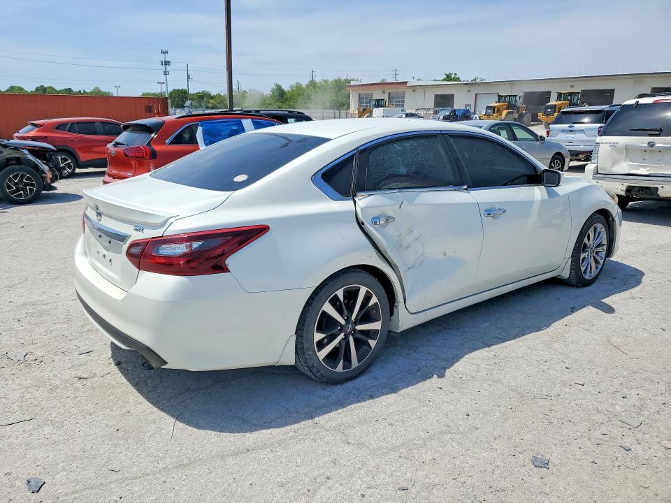 Продаж на аукціоні авто 2018 Nissan Altima, vin: 1N4AL3AP9JC151708, номер лоту: 52567596