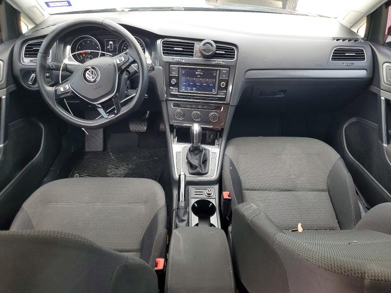 53850766 :رقم المزاد ، 3VWG17AUXJM266000 vin ، 2018 Volkswagen Golf مزاد بيع
