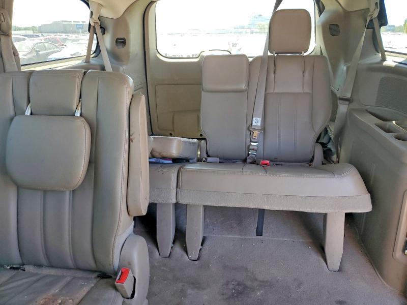 Продажа на аукционе авто 2015 Chrysler Town & Country, vin: 2C4RC1BG3FR553917, номер лота: 53344106