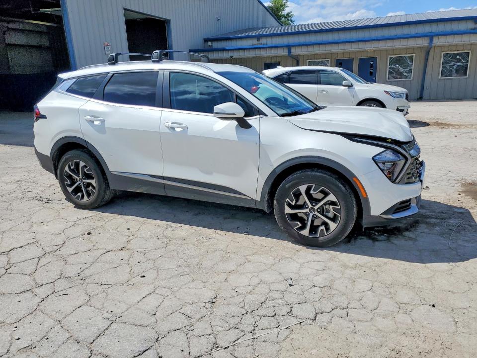Продажа на аукционе авто 2023 Kia Sportage, vin: KNDPVCAG1P7113454, номер лота: 52670326