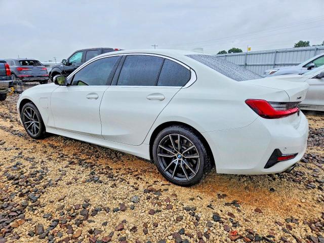 Продажа на аукционе авто 2021 Bmw 330xe, vin: 3MW5P9J01M8B63852, номер лота: 52582336