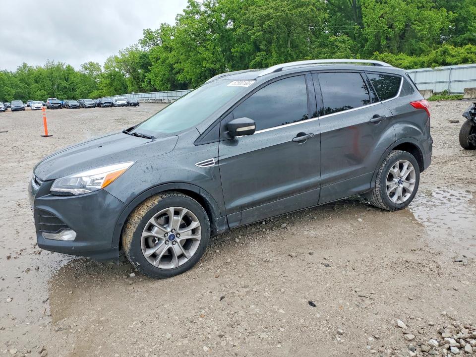 52500186 :رقم المزاد ، 1FMCU0J97GUC10916 vin ، 2016 Ford Escape مزاد بيع