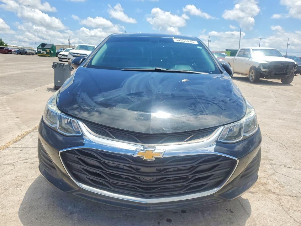 54901446 :رقم المزاد ، 3G1BC6SMXKS553956 vin ، 2019 Chevrolet Cruze مزاد بيع