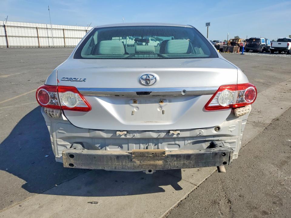 52217126 :رقم المزاد ، 2T1BU4EE6DC956751 vin ، 2013 Toyota Corolla مزاد بيع