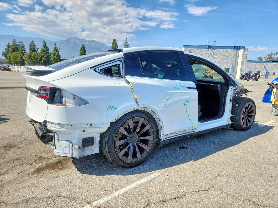 Продажа на аукционе авто 2022 Tesla Model X, vin: 7SAXCBE53NF329793, номер лота: 51530416
