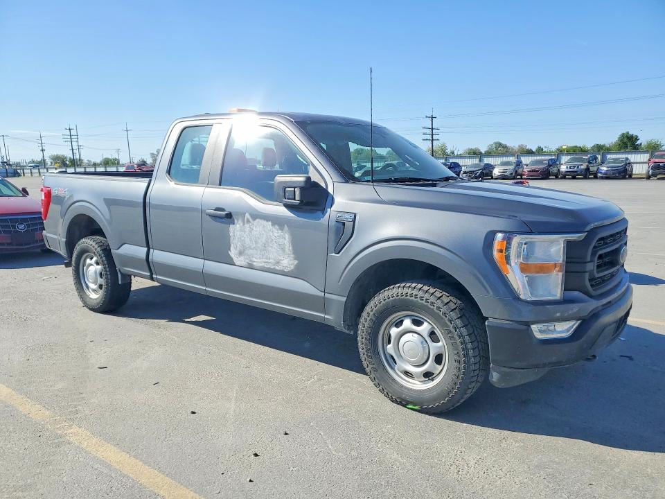 52093636 :رقم المزاد ، 1FTEX1EP5NKD51964 vin ، 2022 Ford F150 مزاد بيع