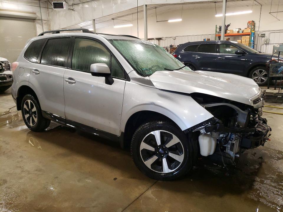 Продажа на аукционе авто 2017 Subaru Forester, vin: JF2SJAGC0HH570977, номер лота: 52006356
