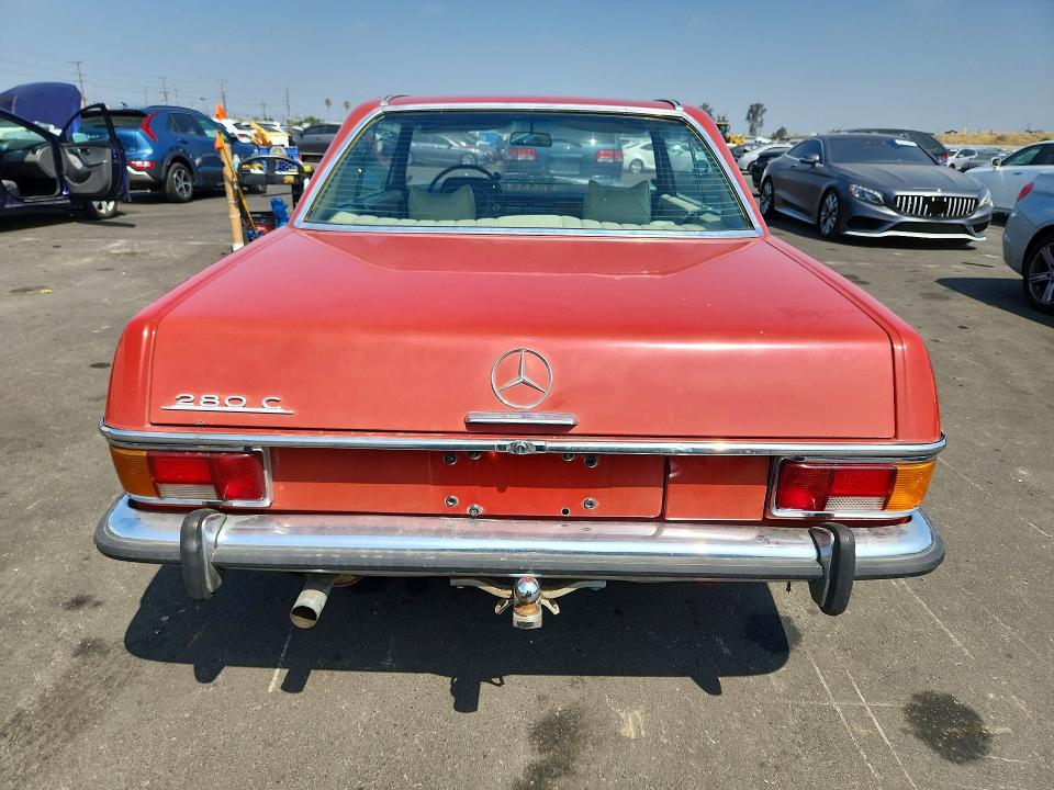 53117996 :رقم المزاد ، 11407312002490 vin ، 1973 Mercedes-benz 280c مزاد بيع