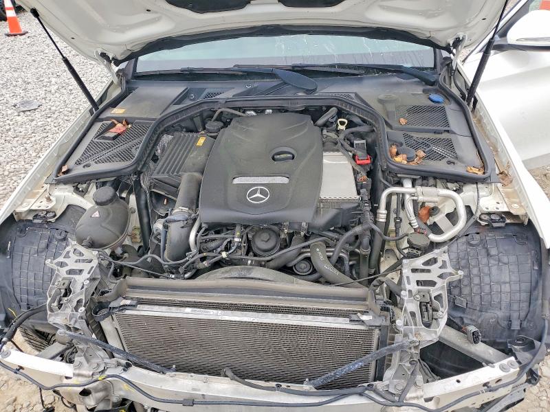 Продажа на аукционе авто 2015 Mercedes-benz C, vin: 55SWF4KBXFU023907, номер лота: 52474526