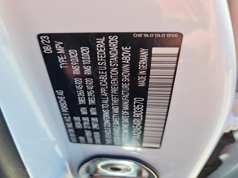 Продаж на аукціоні авто 2024 Porsche Macan, vin: WP1AA2A54RLB03570, номер лоту: 52047646
