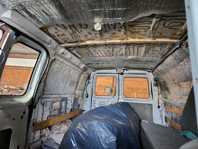 52173106 :رقم المزاد ، 1FTNE2EW6BDA56696 vin ، 2011 Ford Econoline مزاد بيع