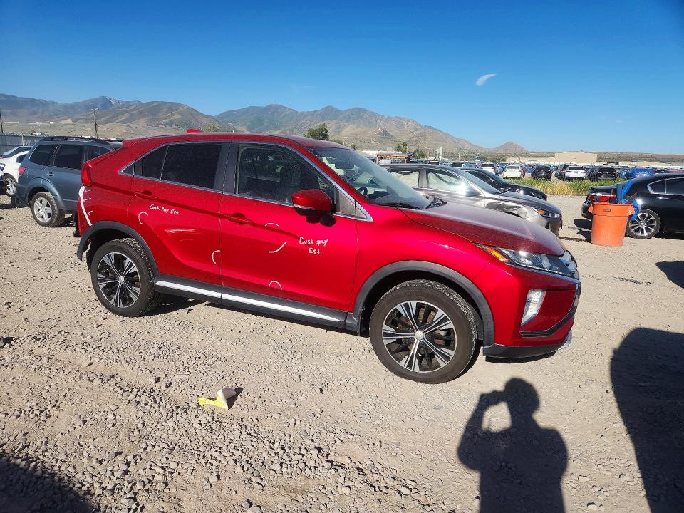 53570776 :رقم المزاد ، JA4AT5AA2LZ000110 vin ، 2020 Mitsubishi Eclipse Cross مزاد بيع