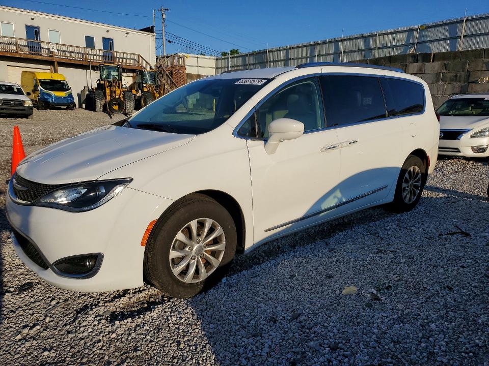 Продажа на аукционе авто 2019 Chrysler Pacifica, vin: 2C4RC1BG9KR597298, номер лота: 53974076