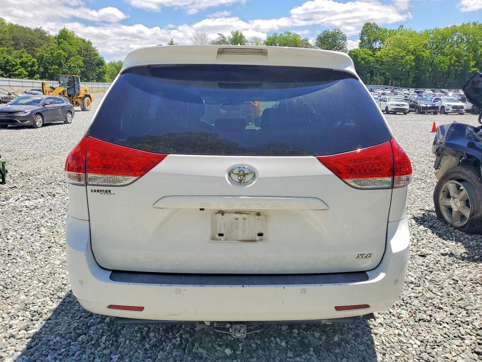 Aukcja sprzedaży 2014 Toyota Sienna, vin: 5TDYK3DC2ES525715, numer aukcji: 53770796