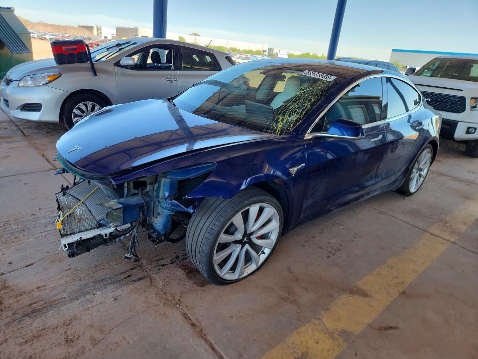 Продаж на аукціоні авто 2019 Tesla Model 3, vin: 5YJ3E1EBXKF214092, номер лоту: 53848596