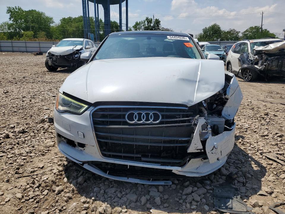 2015 Audi A3 მანქანა იყიდება აუქციონზე, vin: WAUACGFF8F1010632, აუქციონის ნომერი: 54454636