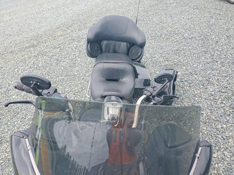 55362036 :رقم المزاد ، 1HD1KGM11BB657485 vin ، 2011 Harley-davidson Fltru مزاد بيع