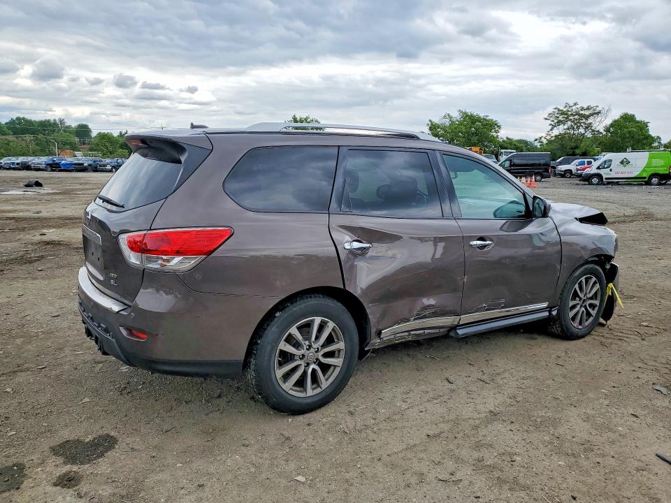 Продажа на аукционе авто 2015 Nissan Pathfinder, vin: 5N1AR2MM1FC670422, номер лота: 53739456